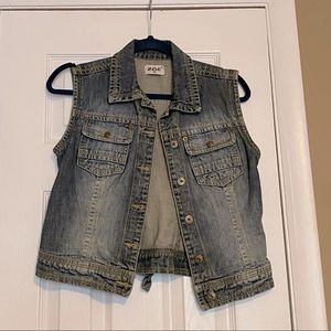 USED ZOE Jeans Vest size 10 / S / M